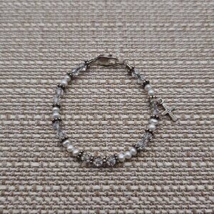 5 Inch Sterling Silver Small Pearls And Cross Charm Child Bracelet A2213